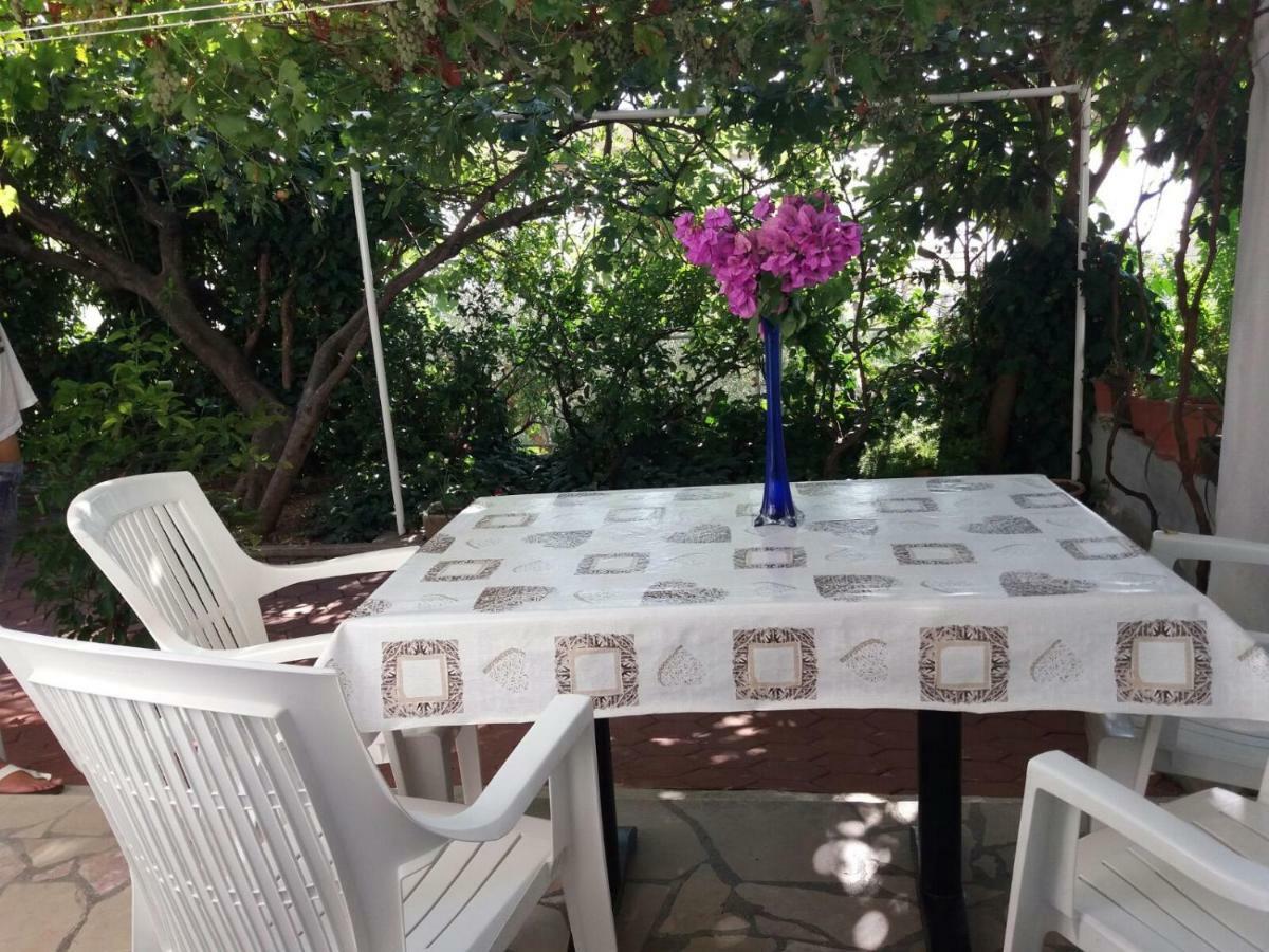 Apartmani Kelava Podgora Bagian luar foto