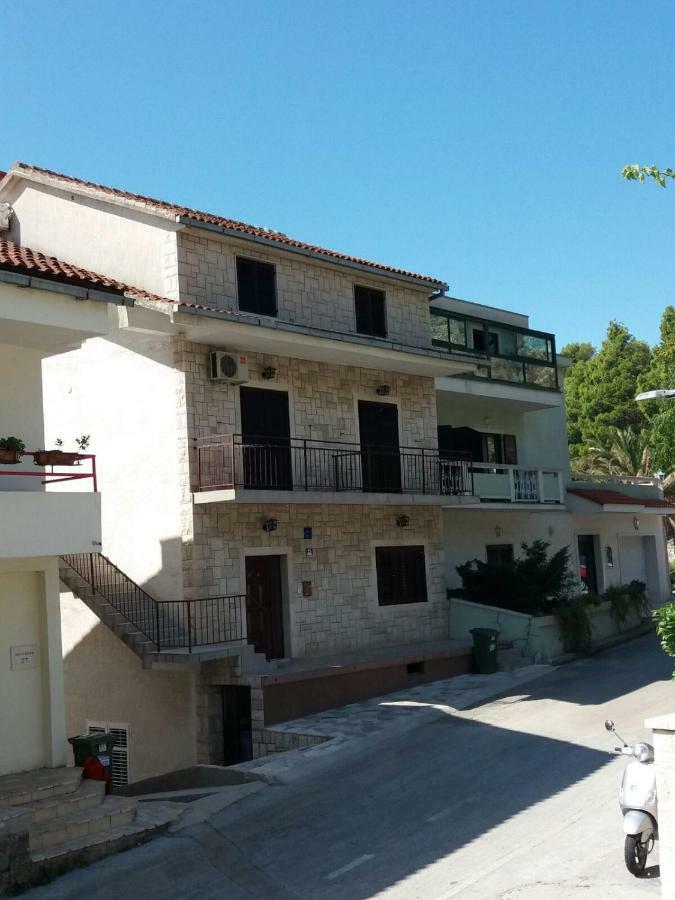 Apartmani Kelava Podgora Bagian luar foto
